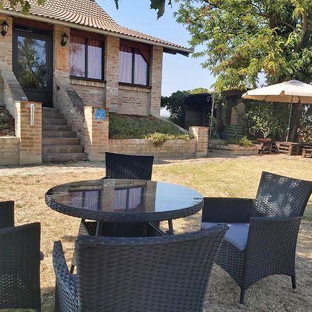 Izletiste Opatovac Guest House Eksteriør bilde